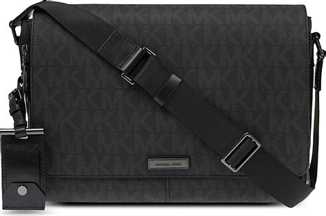 michael kors messenger bag men philippines|Michael Kors small Messenger bag.